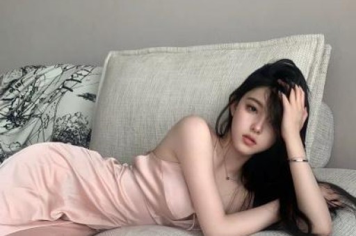 老赖老爸晒聊天记录逼债？严浩翔演唱会崩溃背后真相太扎心